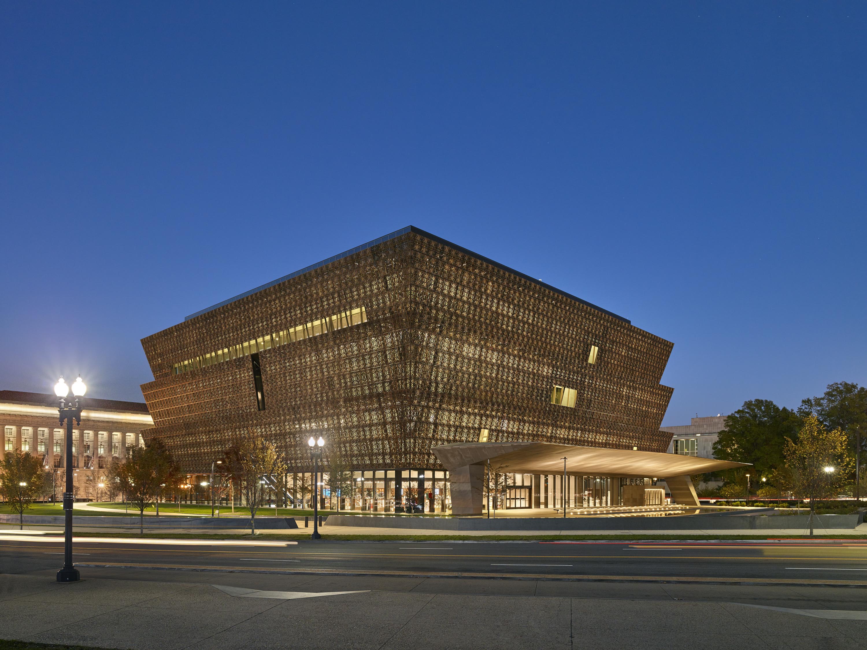 NMAAHC Building 